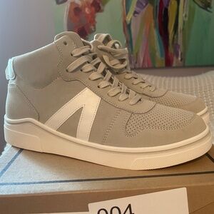 NWT MIA sneakers 7.5M Women’s